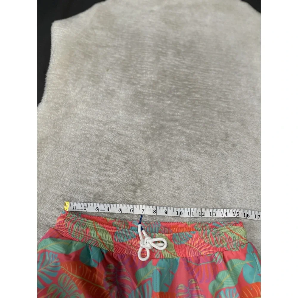 New Mugsy Mens Pink Floral Swim Shorts Size Medium Drawstrings‎ NWOT